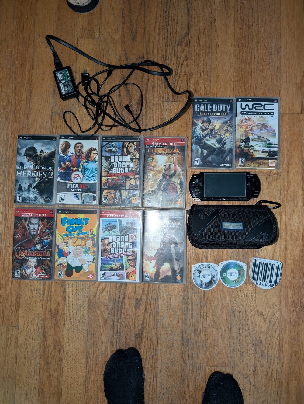Sony PSP Portable Gaming Bundle in Black with Games